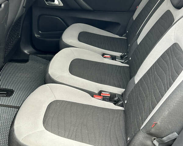 Коричневый Ситроен С4 Пикассо, объемом двигателя 1.56 л и пробегом 164 тыс. км за 9450 $, фото 11 на Automoto.ua