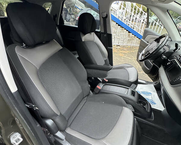 Коричневый Ситроен С4 Пикассо, объемом двигателя 1.6 л и пробегом 238 тыс. км за 11700 $, фото 32 на Automoto.ua