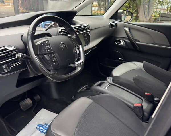 Коричневый Ситроен С4 Пикассо, объемом двигателя 1.6 л и пробегом 238 тыс. км за 11700 $, фото 21 на Automoto.ua