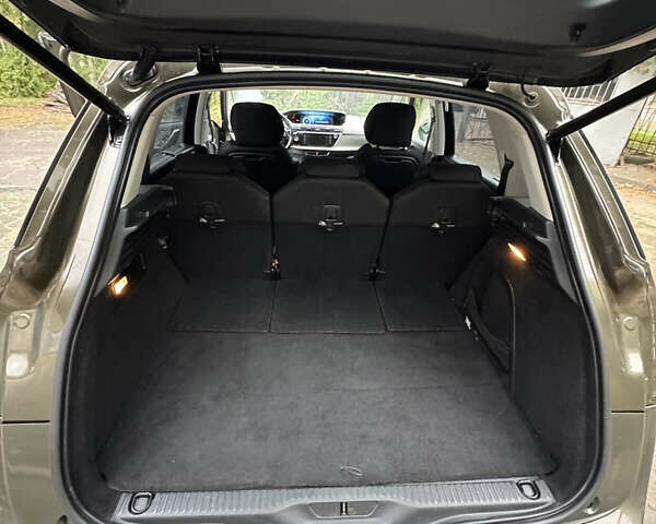 Коричневый Ситроен С4 Пикассо, объемом двигателя 1.6 л и пробегом 238 тыс. км за 11700 $, фото 27 на Automoto.ua