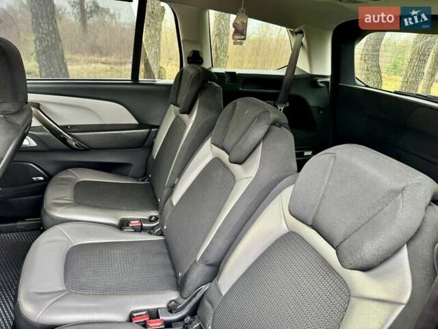 Коричневый Ситроен С4 Пикассо, объемом двигателя 2 л и пробегом 215 тыс. км за 9999 $, фото 34 на Automoto.ua