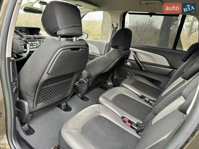 Коричневый Ситроен С4 Пикассо, объемом двигателя 2 л и пробегом 215 тыс. км за 9999 $, фото 32 на Automoto.ua