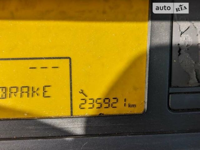 Коричневий Сітроен С4 Пікассо, об'ємом двигуна 1.56 л та пробігом 236 тис. км за 7200 $, фото 8 на Automoto.ua