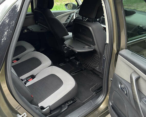 Коричневий Сітроен С4 Пікассо, об'ємом двигуна 1.56 л та пробігом 221 тис. км за 10800 $, фото 35 на Automoto.ua