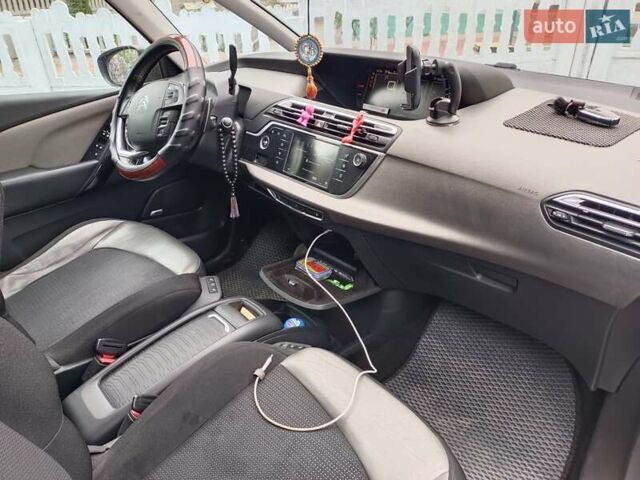 Коричневий Сітроен С4 Пікассо, об'ємом двигуна 2 л та пробігом 212 тис. км за 10500 $, фото 1 на Automoto.ua