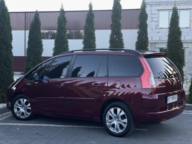 Червоний Сітроен С4 Пікассо, об'ємом двигуна 1.6 л та пробігом 215 тис. км за 6350 $, фото 5 на Automoto.ua