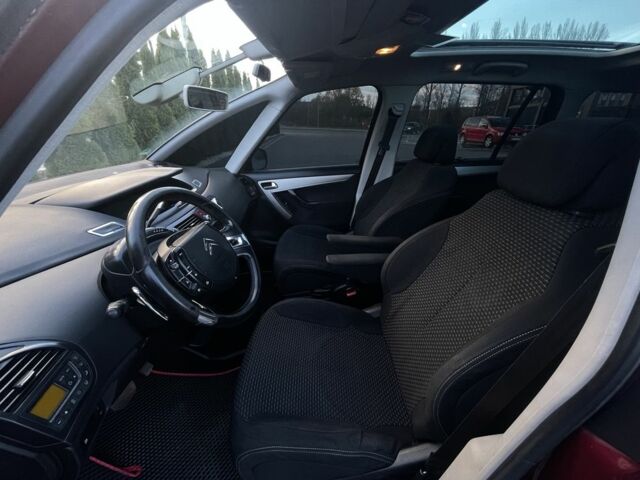 Червоний Сітроен С4 Пікассо, об'ємом двигуна 1.6 л та пробігом 215 тис. км за 6350 $, фото 9 на Automoto.ua