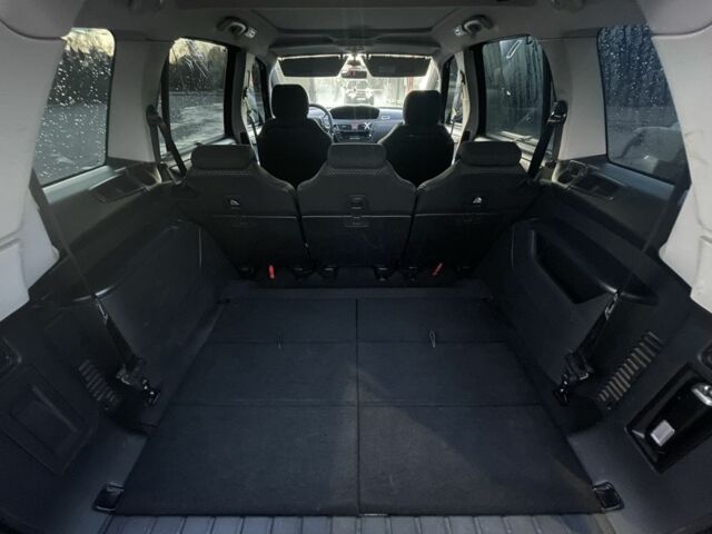 Червоний Сітроен С4 Пікассо, об'ємом двигуна 1.6 л та пробігом 215 тис. км за 6350 $, фото 23 на Automoto.ua