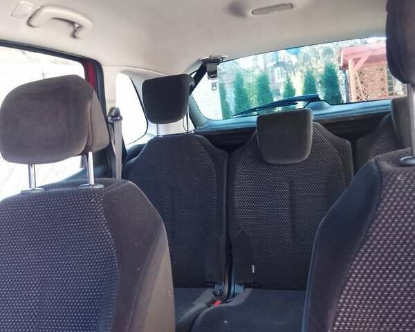 Красный Ситроен С4 Пикассо, объемом двигателя 1.6 л и пробегом 339 тыс. км за 5200 $, фото 8 на Automoto.ua