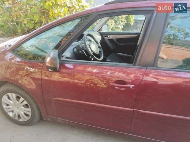 Красный Ситроен С4 Пикассо, объемом двигателя 0 л и пробегом 416 тыс. км за 4700 $, фото 2 на Automoto.ua