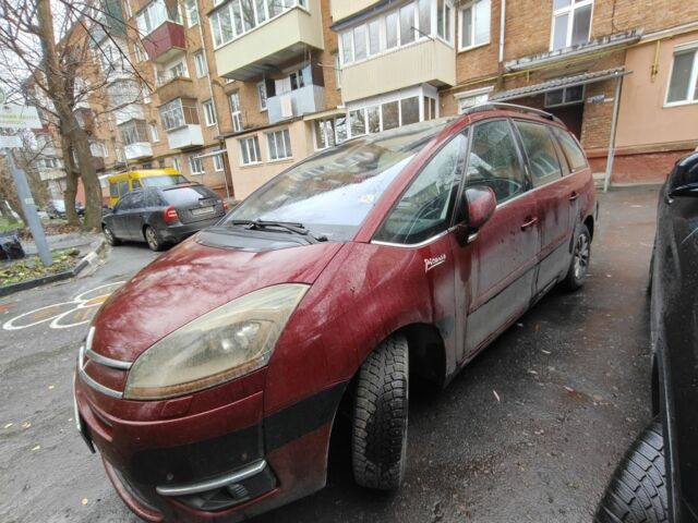 Красный Ситроен С4 Пикассо, объемом двигателя 2 л и пробегом 300 тыс. км за 4500 $, фото 10 на Automoto.ua