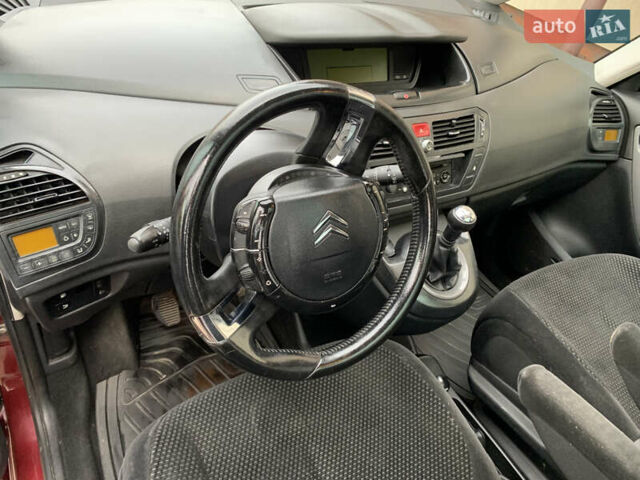 Червоний Сітроен С4 Пікассо, об'ємом двигуна 1.56 л та пробігом 258 тис. км за 4600 $, фото 25 на Automoto.ua