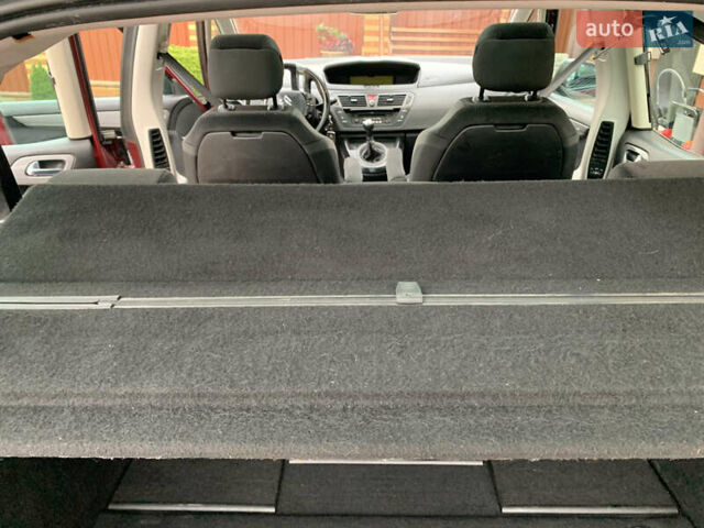 Червоний Сітроен С4 Пікассо, об'ємом двигуна 1.56 л та пробігом 258 тис. км за 4600 $, фото 22 на Automoto.ua