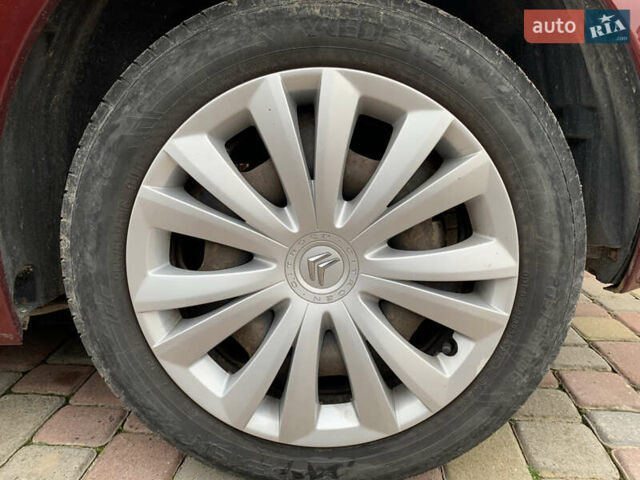 Червоний Сітроен С4 Пікассо, об'ємом двигуна 1.56 л та пробігом 258 тис. км за 4600 $, фото 10 на Automoto.ua