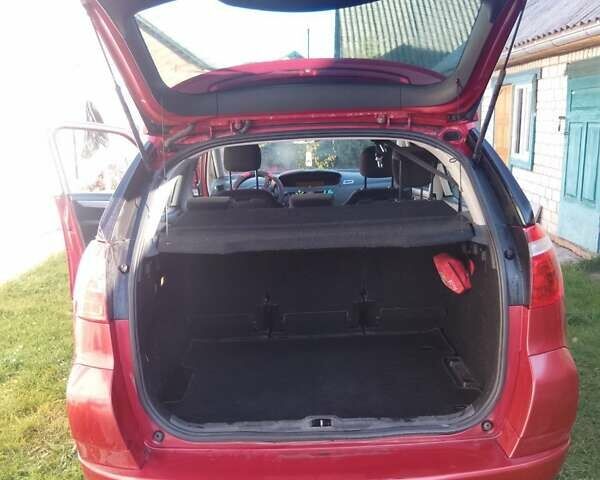 Красный Ситроен С4 Пикассо, объемом двигателя 1.6 л и пробегом 339 тыс. км за 5200 $, фото 14 на Automoto.ua