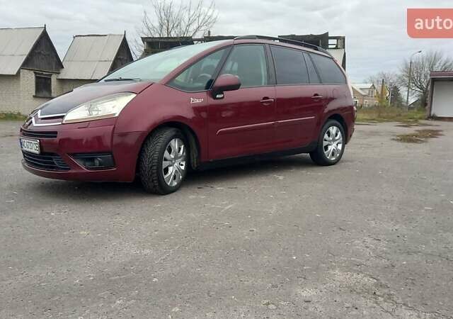 Красный Ситроен С4 Пикассо, объемом двигателя 2 л и пробегом 250 тыс. км за 5000 $, фото 4 на Automoto.ua