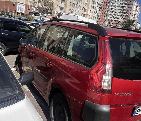 Червоний Сітроен С4 Пікассо, об'ємом двигуна 1.6 л та пробігом 280 тис. км за 4700 $, фото 2 на Automoto.ua