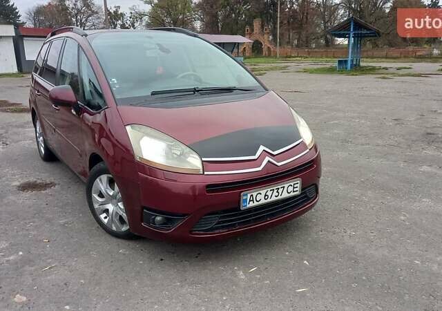 Красный Ситроен С4 Пикассо, объемом двигателя 2 л и пробегом 250 тыс. км за 5000 $, фото 9 на Automoto.ua