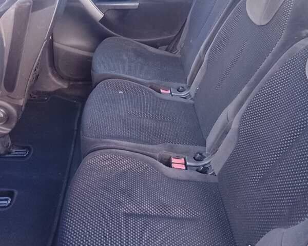 Красный Ситроен С4 Пикассо, объемом двигателя 1.6 л и пробегом 339 тыс. км за 5200 $, фото 5 на Automoto.ua