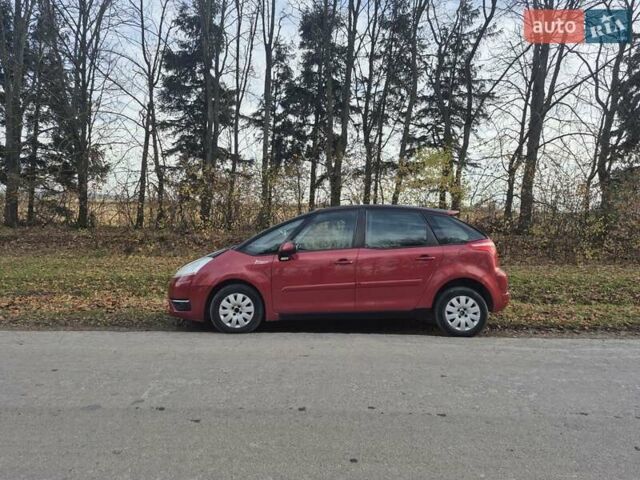 Красный Ситроен С4 Пикассо, объемом двигателя 1.6 л и пробегом 282 тыс. км за 4200 $, фото 7 на Automoto.ua