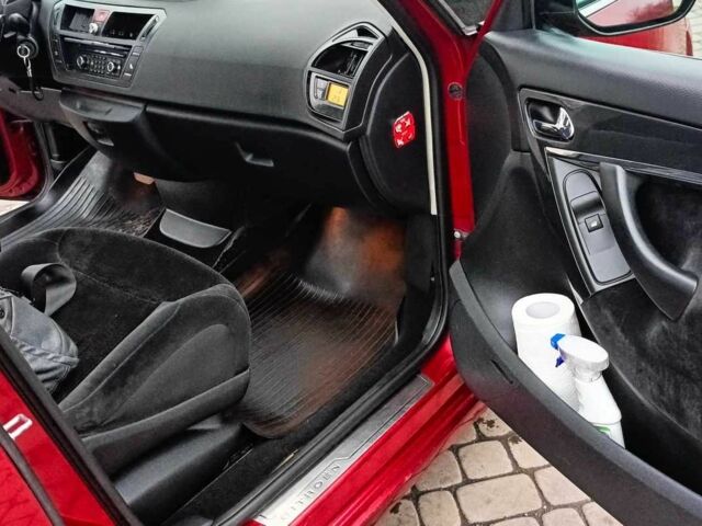 Червоний Сітроен С4 Пікассо, об'ємом двигуна 2 л та пробігом 222 тис. км за 6400 $, фото 13 на Automoto.ua