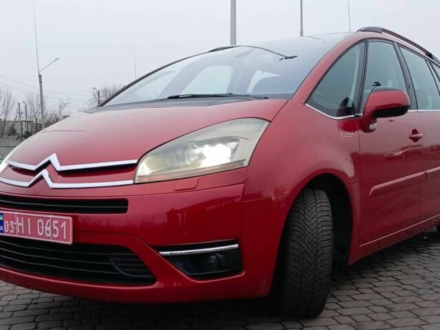 Червоний Сітроен С4 Пікассо, об'ємом двигуна 2 л та пробігом 222 тис. км за 6400 $, фото 2 на Automoto.ua