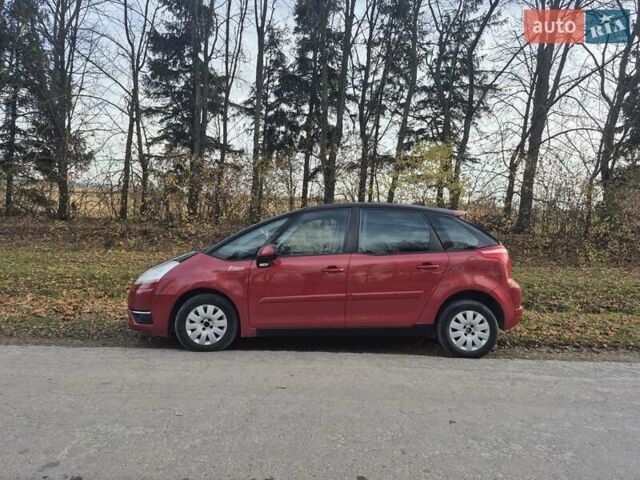 Красный Ситроен С4 Пикассо, объемом двигателя 1.6 л и пробегом 282 тыс. км за 4200 $, фото 1 на Automoto.ua