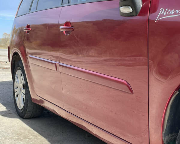 Красный Ситроен С4 Пикассо, объемом двигателя 1.6 л и пробегом 285 тыс. км за 7000 $, фото 8 на Automoto.ua