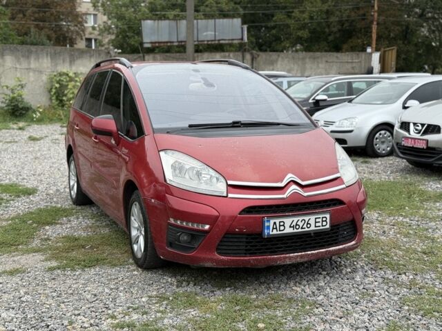 Червоний Сітроен С4 Пікассо, об'ємом двигуна 2 л та пробігом 280 тис. км за 4950 $, фото 4 на Automoto.ua