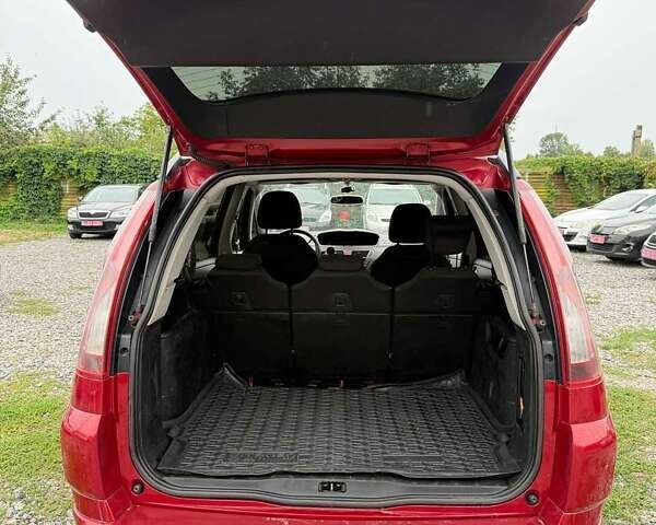 Красный Ситроен С4 Пикассо, объемом двигателя 2 л и пробегом 285 тыс. км за 4500 $, фото 15 на Automoto.ua