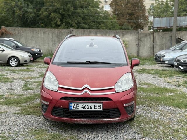 Червоний Сітроен С4 Пікассо, об'ємом двигуна 2 л та пробігом 280 тис. км за 4950 $, фото 5 на Automoto.ua