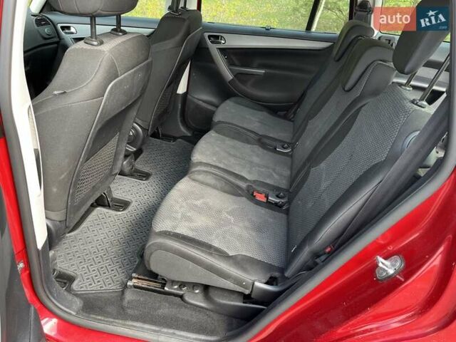 Красный Ситроен С4 Пикассо, объемом двигателя 1.6 л и пробегом 170 тыс. км за 8265 $, фото 11 на Automoto.ua