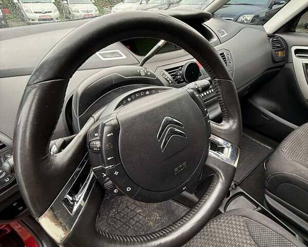 Красный Ситроен С4 Пикассо, объемом двигателя 2 л и пробегом 285 тыс. км за 4500 $, фото 10 на Automoto.ua