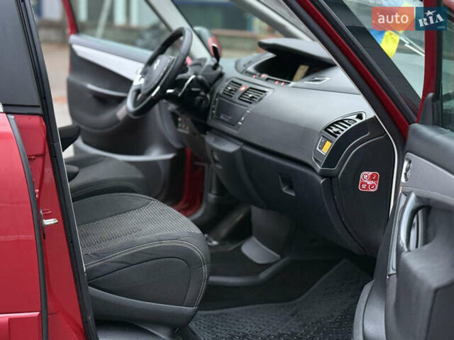 Червоний Сітроен С4 Пікассо, об'ємом двигуна 1.6 л та пробігом 241 тис. км за 5999 $, фото 58 на Automoto.ua