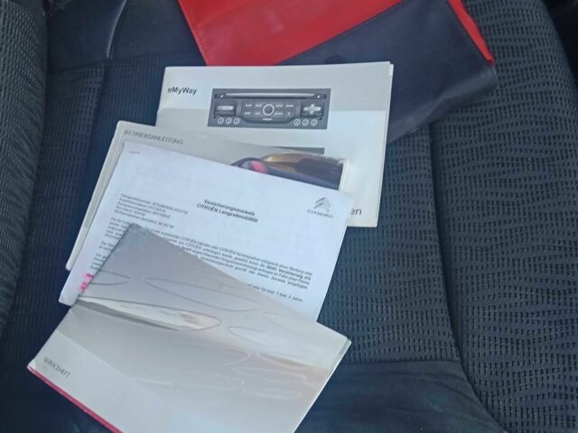 Червоний Сітроен С4 Пікассо, об'ємом двигуна 2 л та пробігом 305 тис. км за 8000 $, фото 12 на Automoto.ua