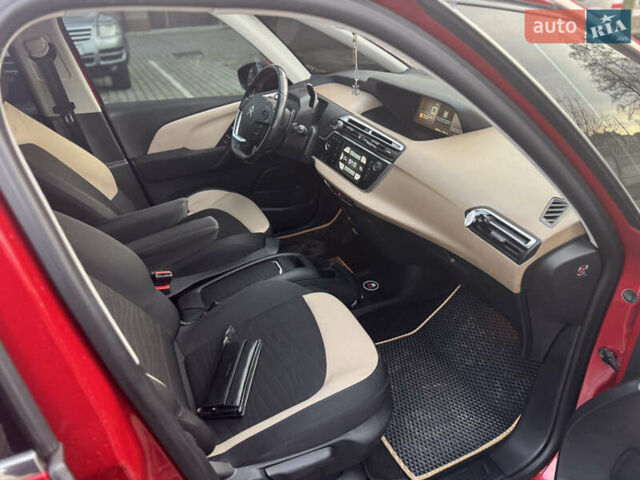 Красный Ситроен С4 Пикассо, объемом двигателя 1.56 л и пробегом 230 тыс. км за 11400 $, фото 41 на Automoto.ua