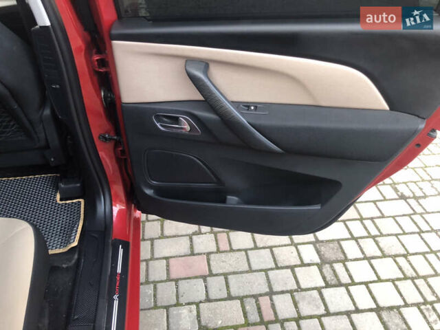 Красный Ситроен С4 Пикассо, объемом двигателя 1.56 л и пробегом 230 тыс. км за 11400 $, фото 44 на Automoto.ua