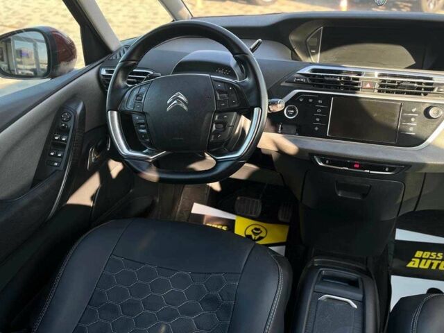 Червоний Сітроен С4 Пікассо, об'ємом двигуна 1.6 л та пробігом 198 тис. км за 9990 $, фото 17 на Automoto.ua