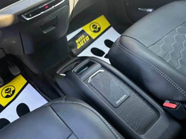 Червоний Сітроен С4 Пікассо, об'ємом двигуна 1.6 л та пробігом 198 тис. км за 9990 $, фото 19 на Automoto.ua