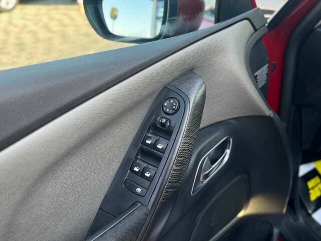 Червоний Сітроен С4 Пікассо, об'ємом двигуна 1.6 л та пробігом 198 тис. км за 9990 $, фото 9 на Automoto.ua