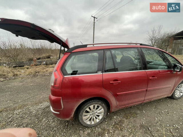 Красный Ситроен С4 Пикассо, объемом двигателя 1.56 л и пробегом 280 тыс. км за 5500 $, фото 1 на Automoto.ua