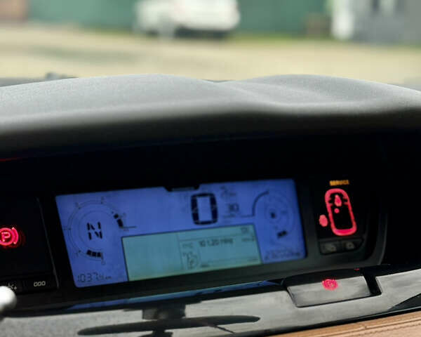 Красный Ситроен С4 Пикассо, объемом двигателя 1.56 л и пробегом 271 тыс. км за 5650 $, фото 22 на Automoto.ua