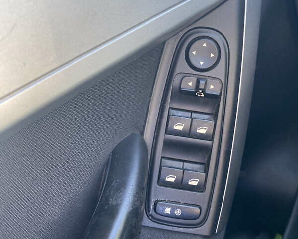 Червоний Сітроен С4 Пікассо, об'ємом двигуна 1.56 л та пробігом 215 тис. км за 5400 $, фото 5 на Automoto.ua