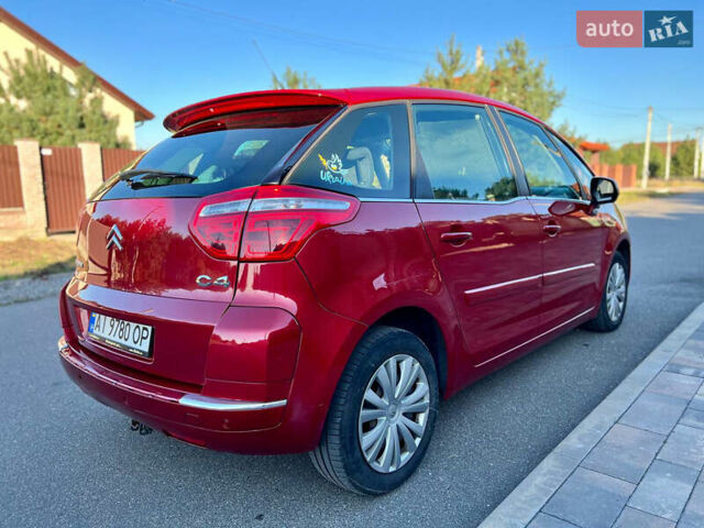 Ситроен С4 Пикассо 2009 в Боярка на Automoto.ua Красный Ситроен С4 Пикассо, объемом двигателя 1.6 л и пробегом 155 тыс. км за 6300 $, фото 6 на Automoto.ua
