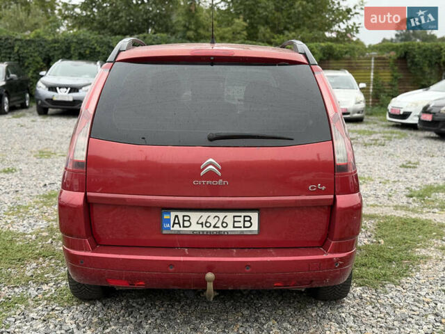 Червоний Сітроен С4 Пікассо, об'ємом двигуна 2 л та пробігом 280 тис. км за 4950 $, фото 2 на Automoto.ua