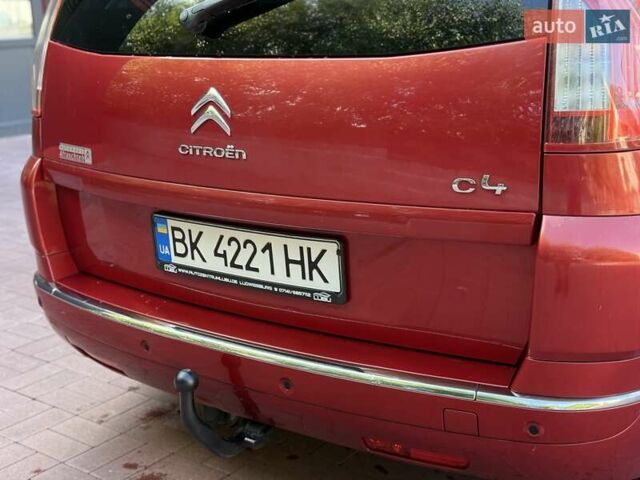 Червоний Сітроен С4 Пікассо, об'ємом двигуна 1.6 л та пробігом 243 тис. км за 6450 $, фото 26 на Automoto.ua