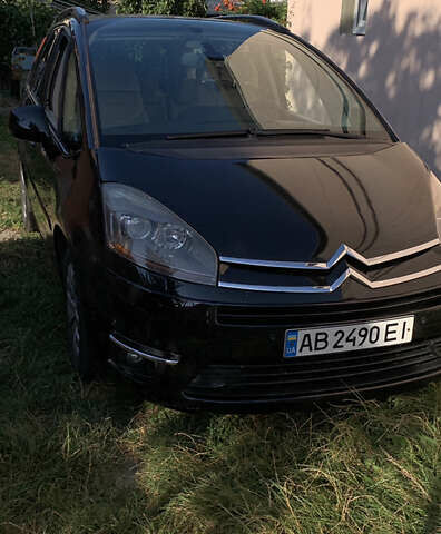 Ситроен С4 Пикассо, объемом двигателя 2 л и пробегом 248 тыс. км за 7000 $, фото 1 на Automoto.ua