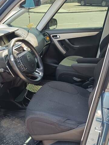 Ситроен С4 Пикассо 2010 в Одессе на Automoto.ua Ситроен С4 Пикассо, объемом двигателя 0 л и пробегом 160 тыс. км за 5000 $, фото 9 на Automoto.ua