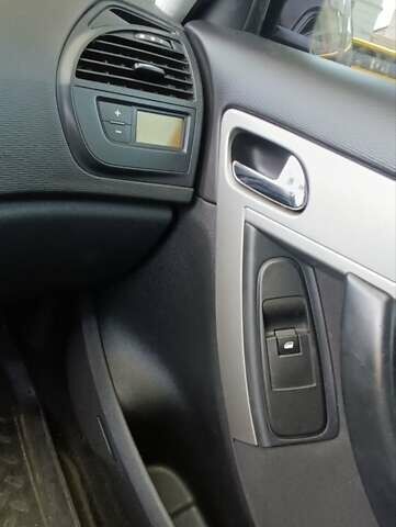 Ситроен С4 Пикассо 2010 в Одессе на Automoto.ua Ситроен С4 Пикассо, объемом двигателя 0 л и пробегом 160 тыс. км за 5000 $, фото 11 на Automoto.ua