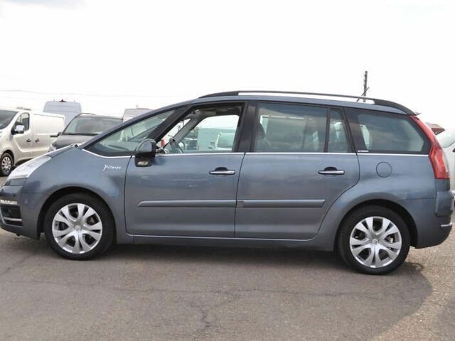 Сітроен С4 Пікассо, об'ємом двигуна 1.6 л та пробігом 220 тис. км за 8000 $, фото 14 на Automoto.ua